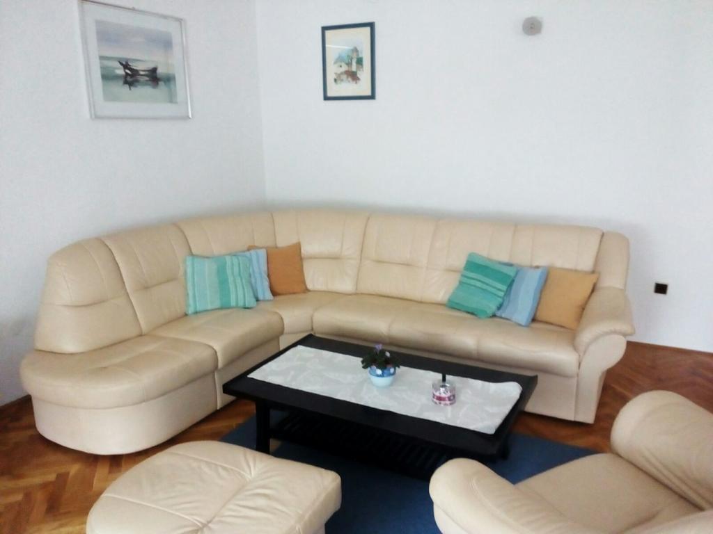 Apartment Rose Solin Ngoại thất bức ảnh